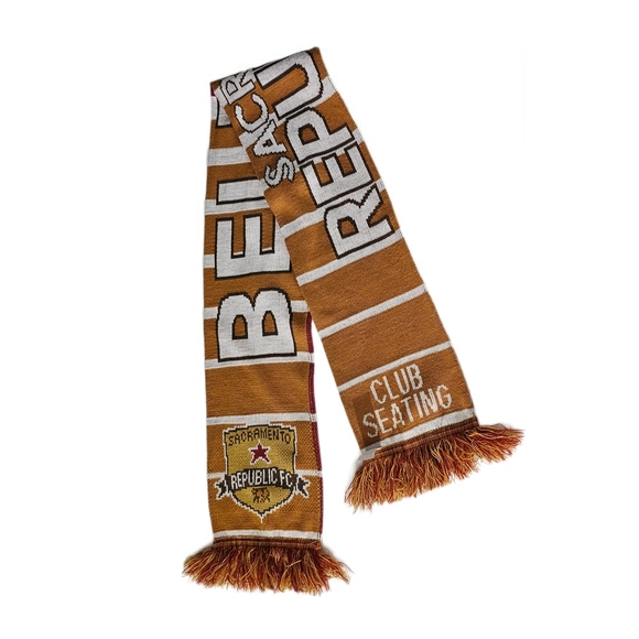 Sacramento Republic FC Red and Gold Scarf 2015 Club Seating - Picture 5 of 9